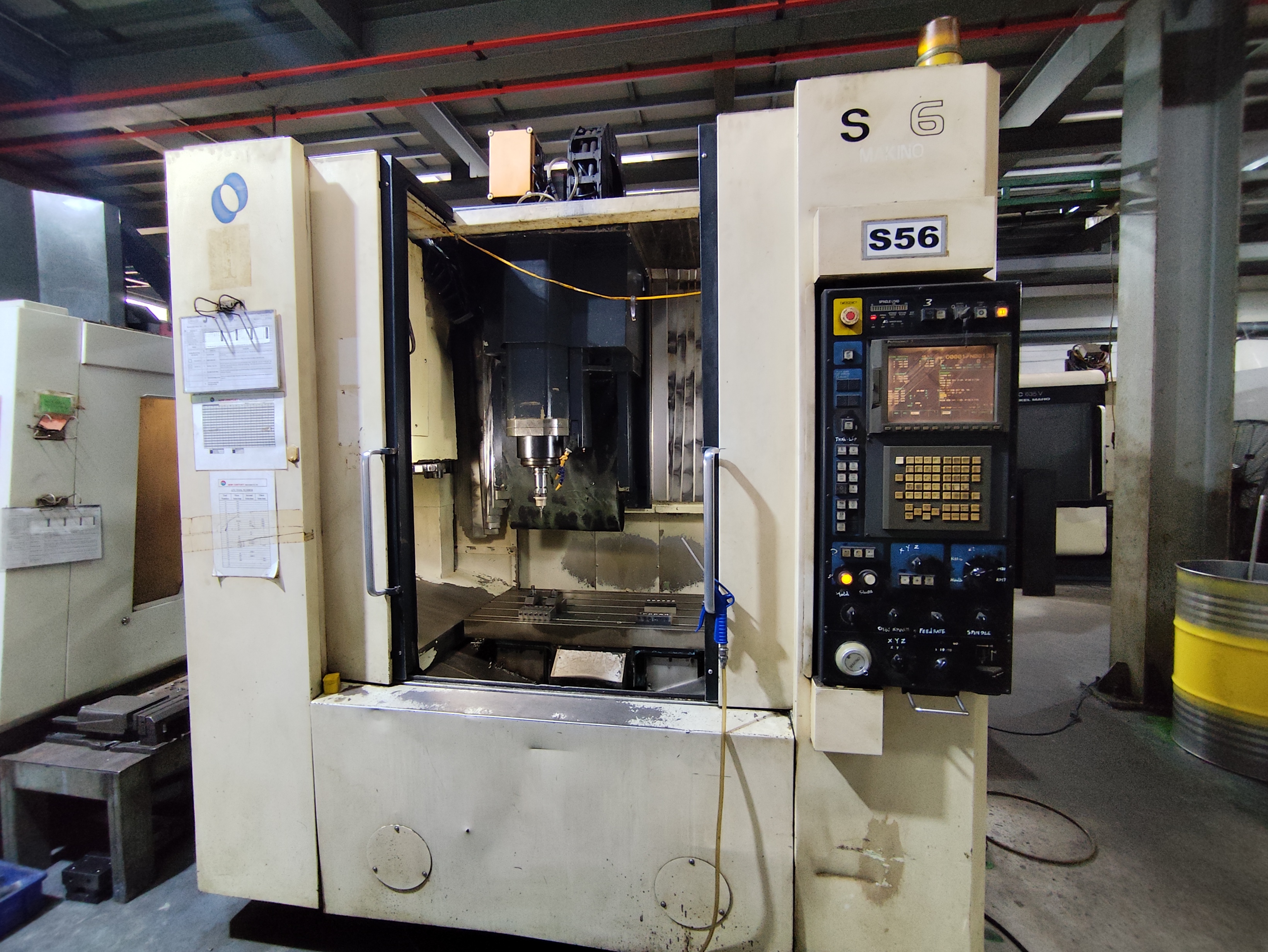 CNC milling machine 2.jpg